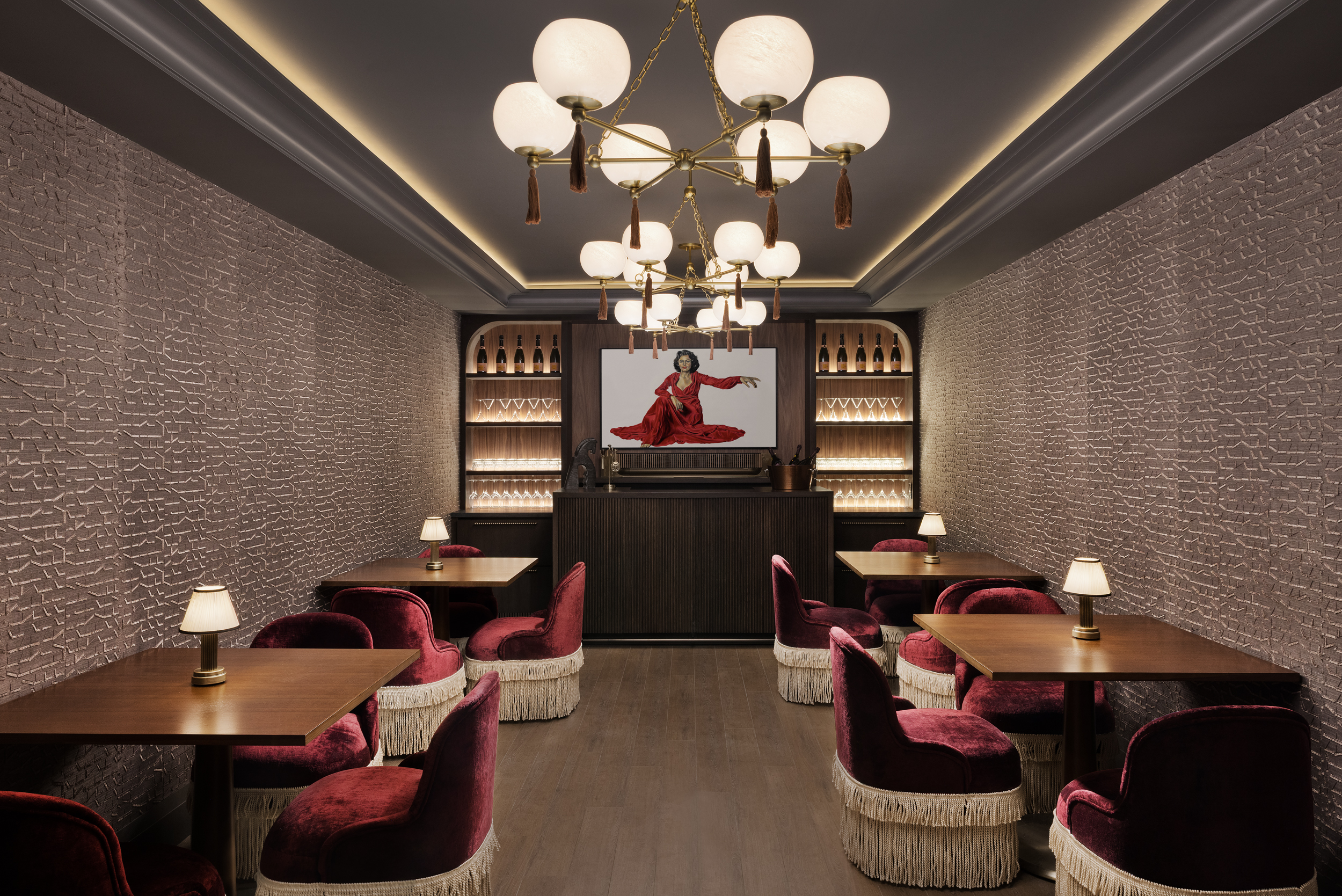 Lola 41 Aspen interior