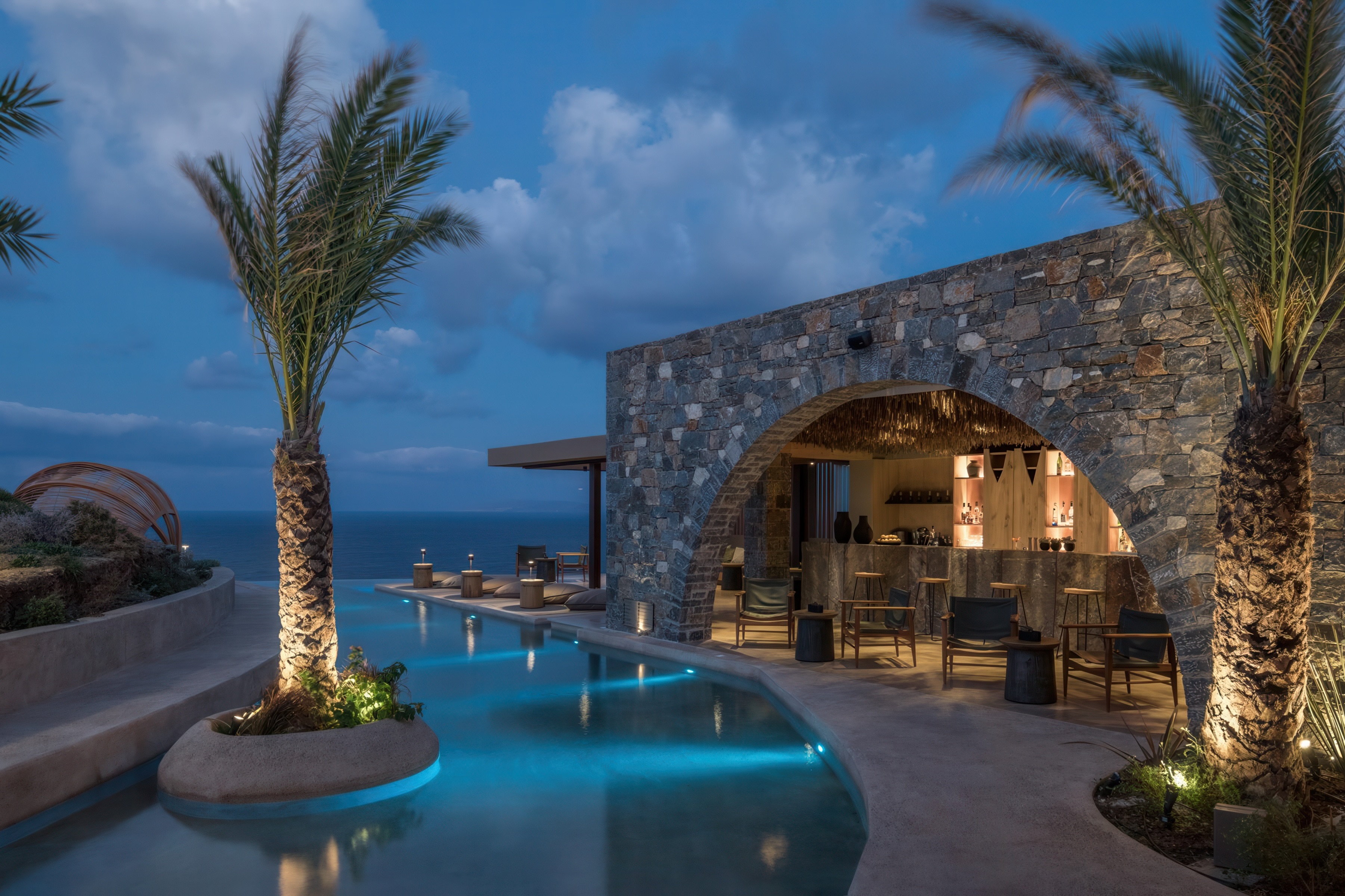 Acro Dining, image courtesy of Omicron Hotels