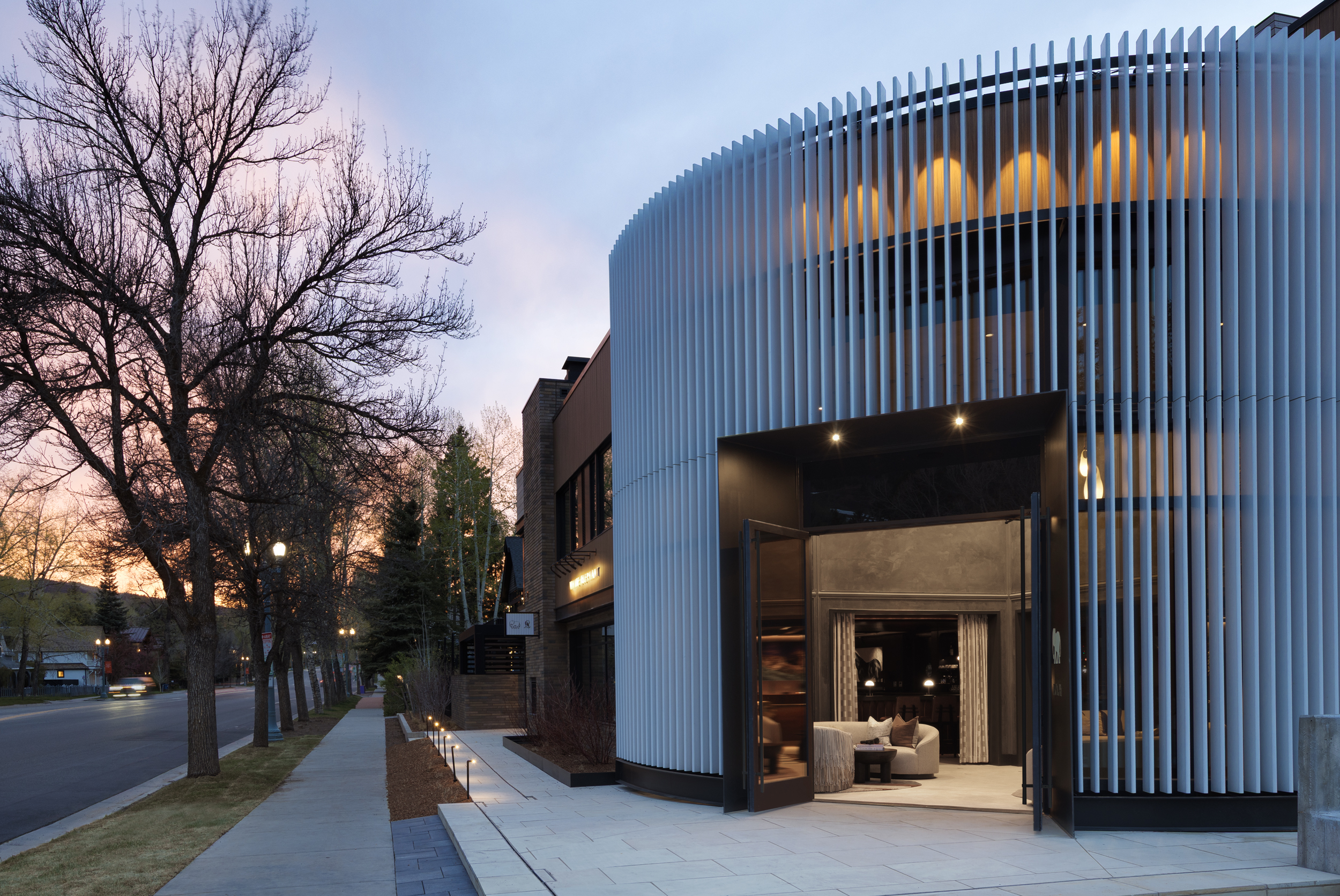 White Elephant Aspen entrance