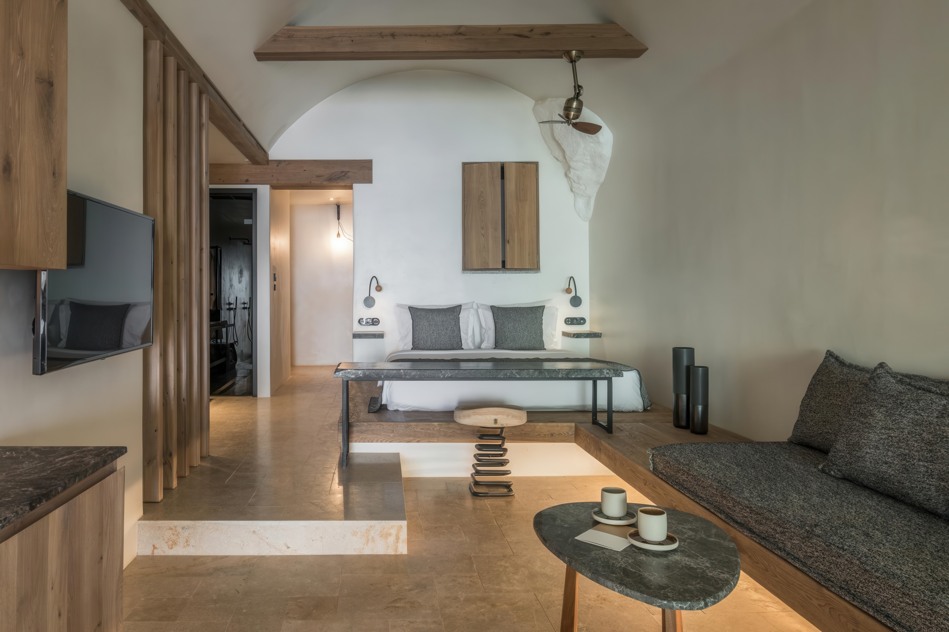 Suite Interior, image courtesy of Omicron Hotels