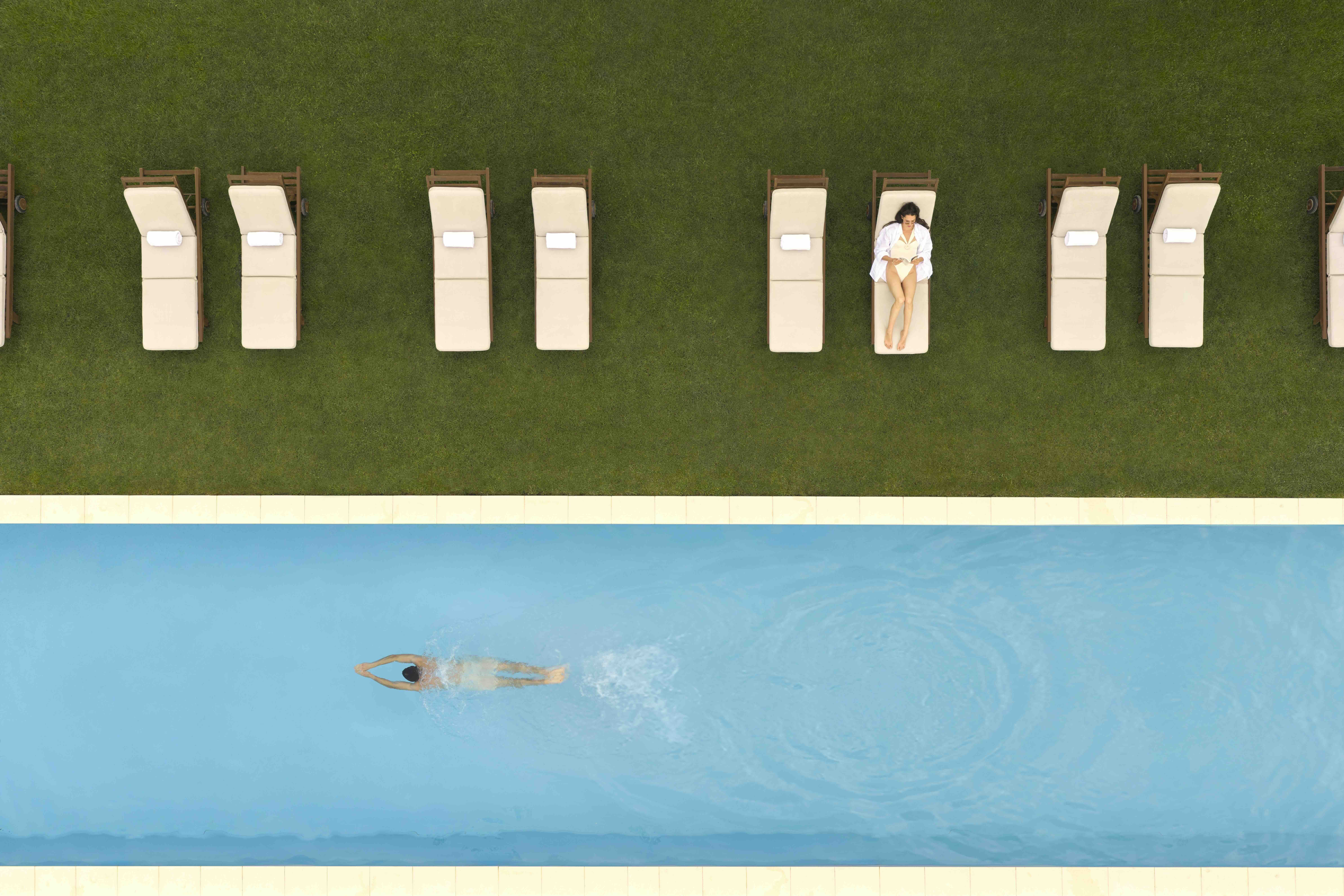 Aerial Pool View, image courtesy of COMO Cordeillan-Bage