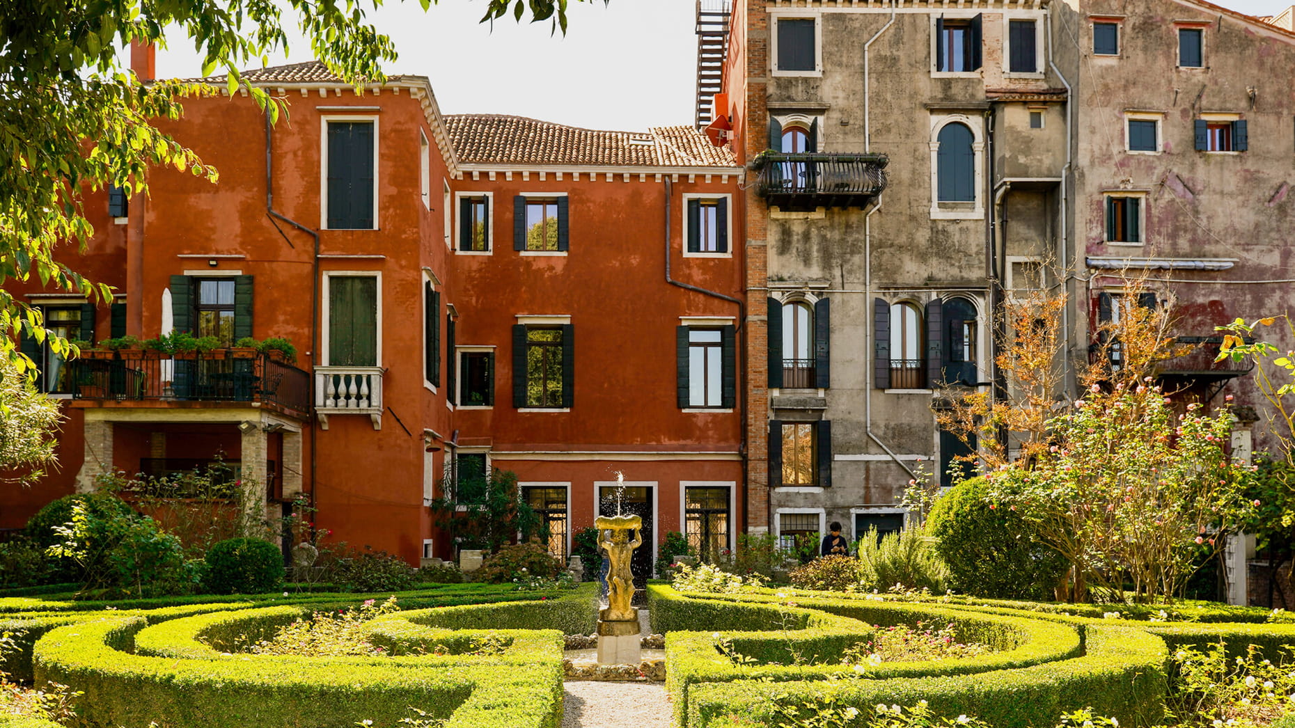 image of the Venice Secret Gardens, courtesy of Four Seasons