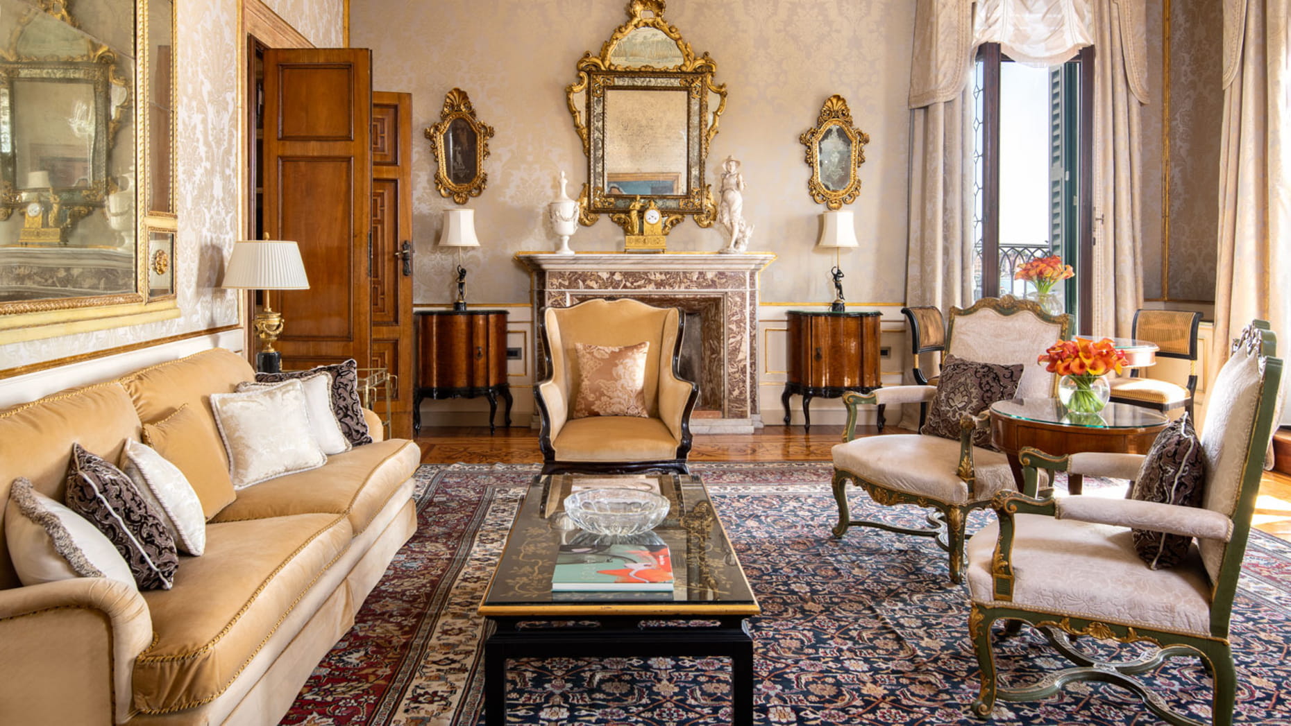 Signature Suite, courtesy of Four Seasons