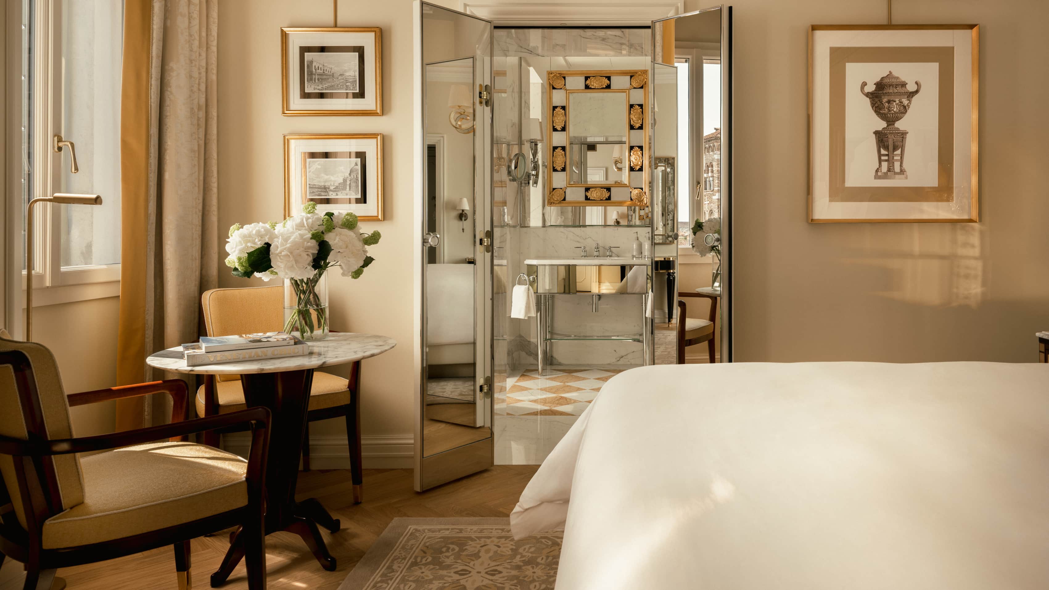 Grand Premium Room, courtesy of Four Seasons