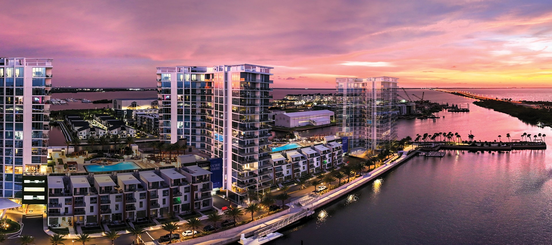 Marina Pointe unveils new Luna waterfront tower